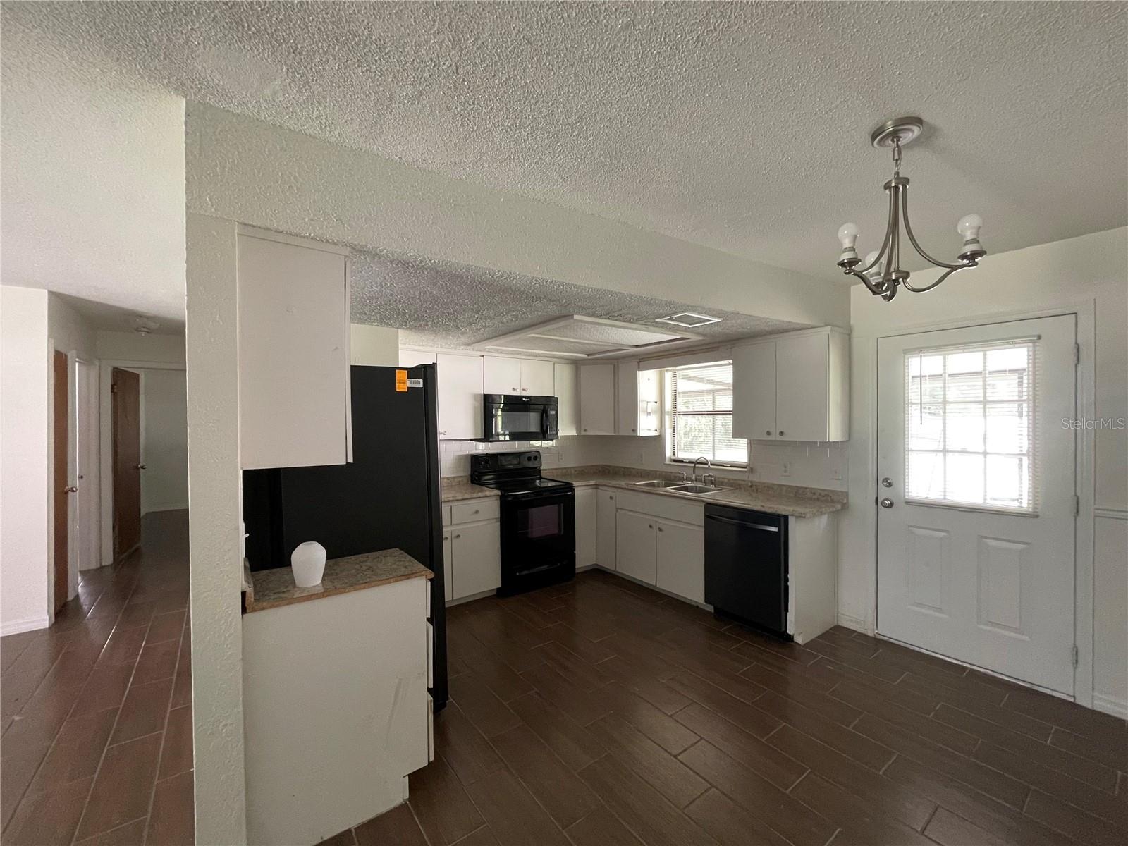 CRYSTAL PARK - Residential