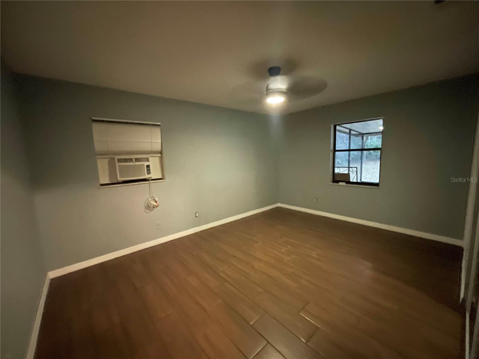 CRYSTAL PARK - Residential