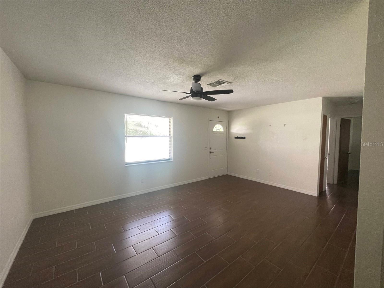 CRYSTAL PARK - Residential