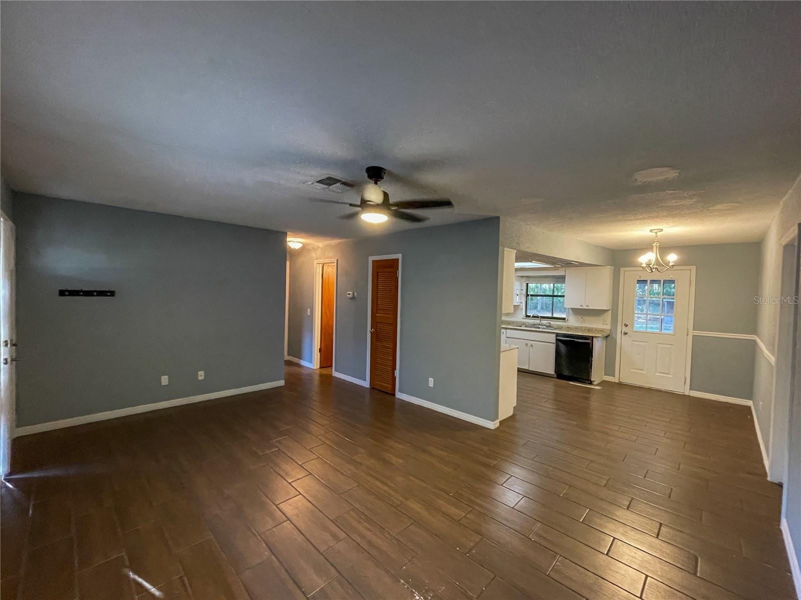 CRYSTAL PARK - Residential