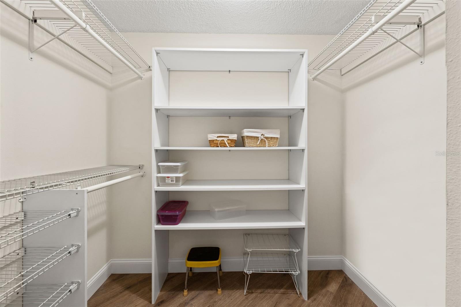 TERRACE PARK OF FIVE TOWNS - Residential