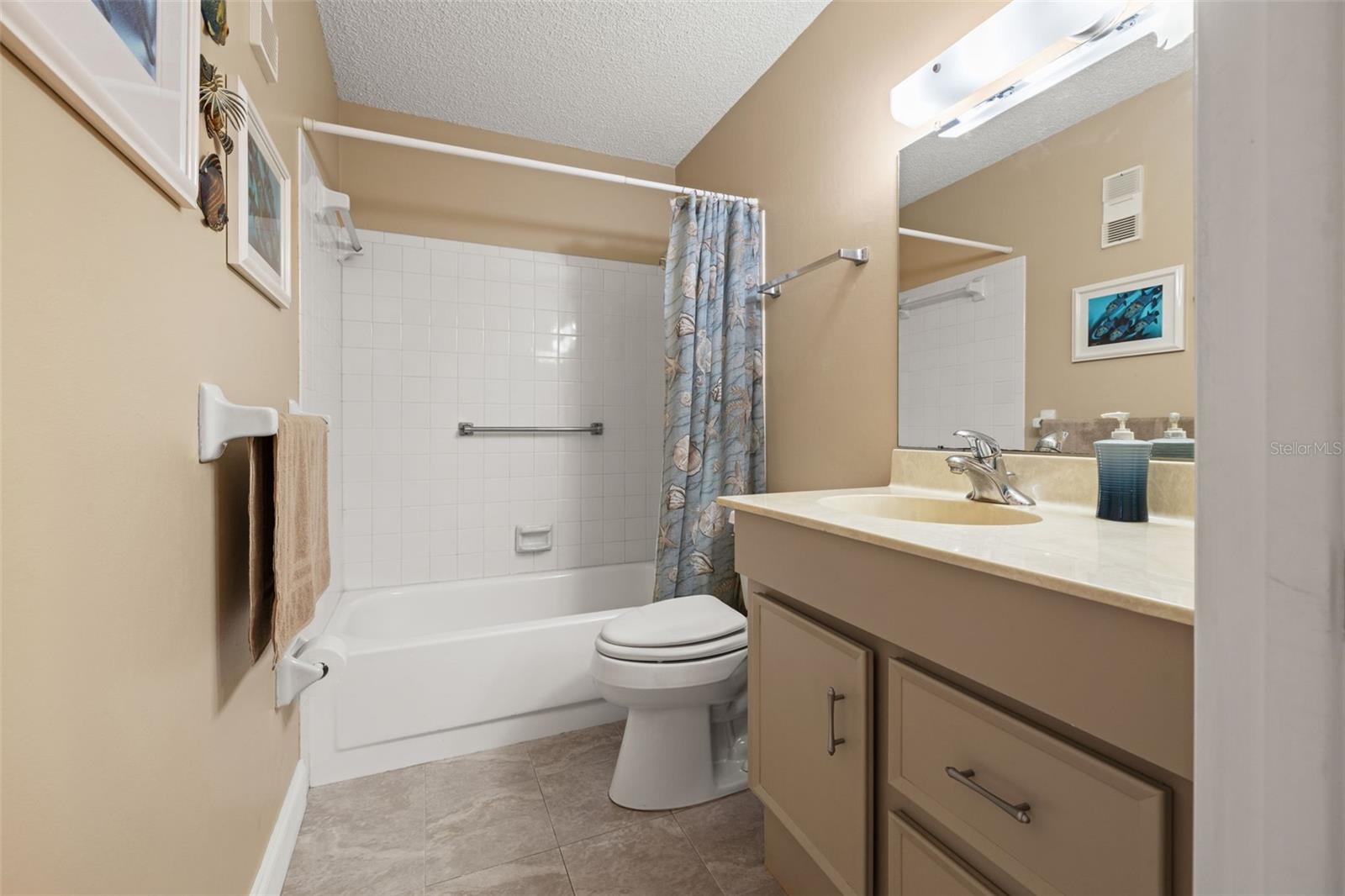 TERRACE PARK OF FIVE TOWNS - Residential