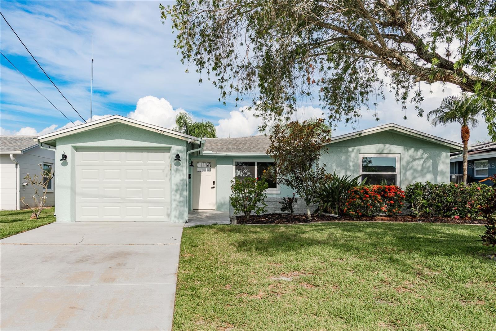 4953 BLUE HERON DRIVE