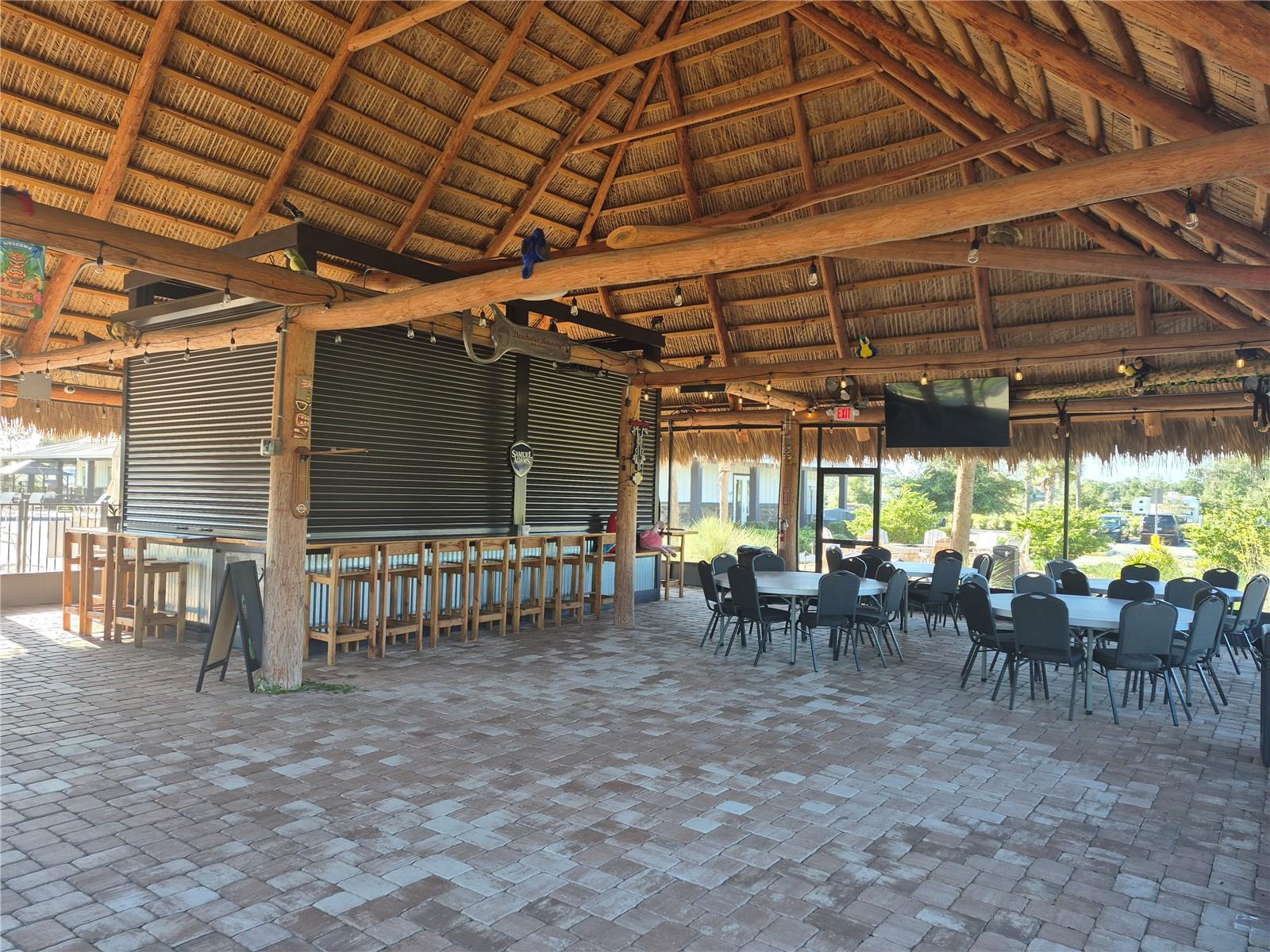 CHAMPIONS RUN OCALA LUXURY RV RESORT - Land