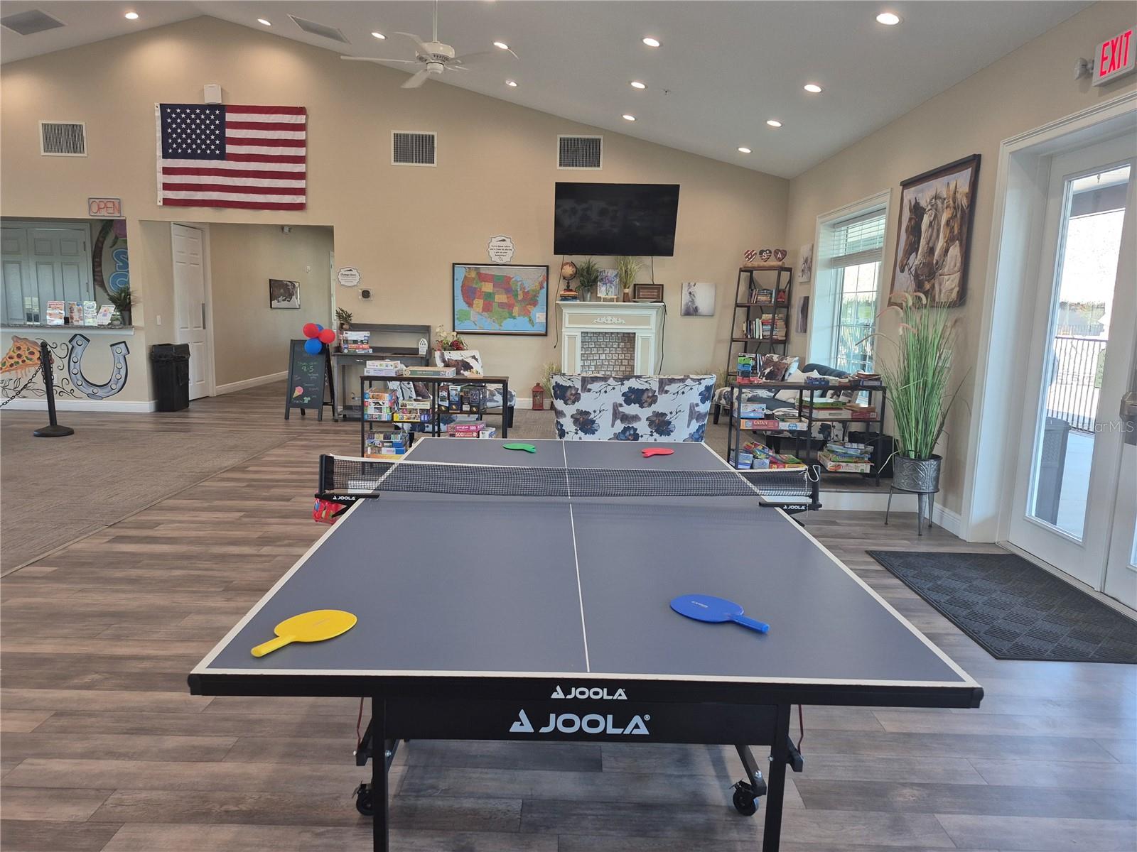 CHAMPIONS RUN OCALA LUXURY RV RESORT - Land