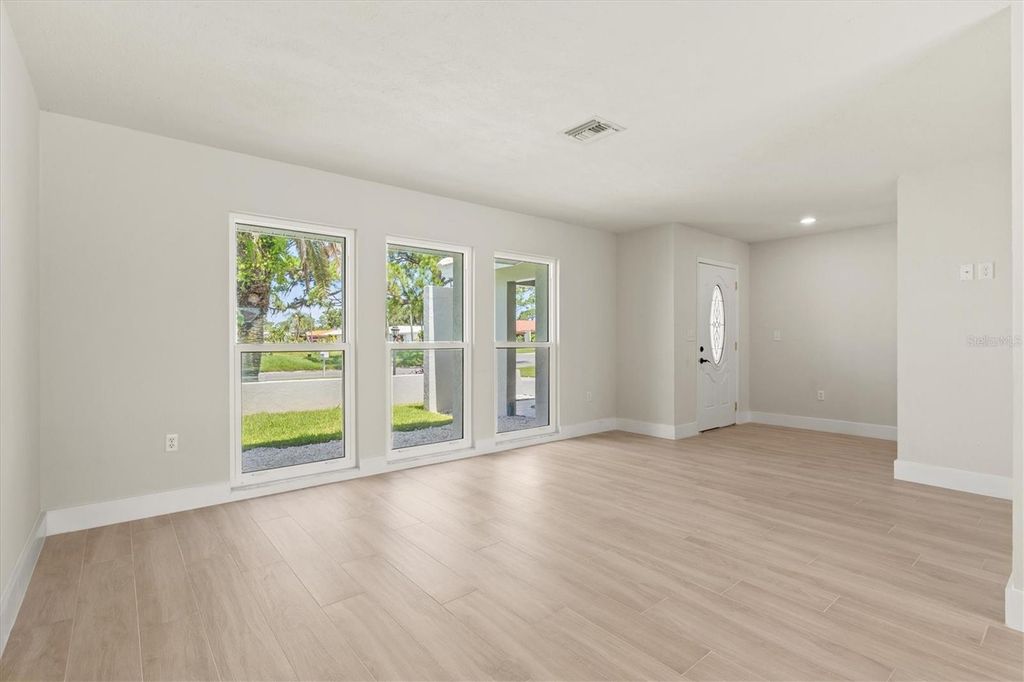 Photo of 482 Rubens Dr E, Nokomis, FL 34275 (MLS # A4633601)
