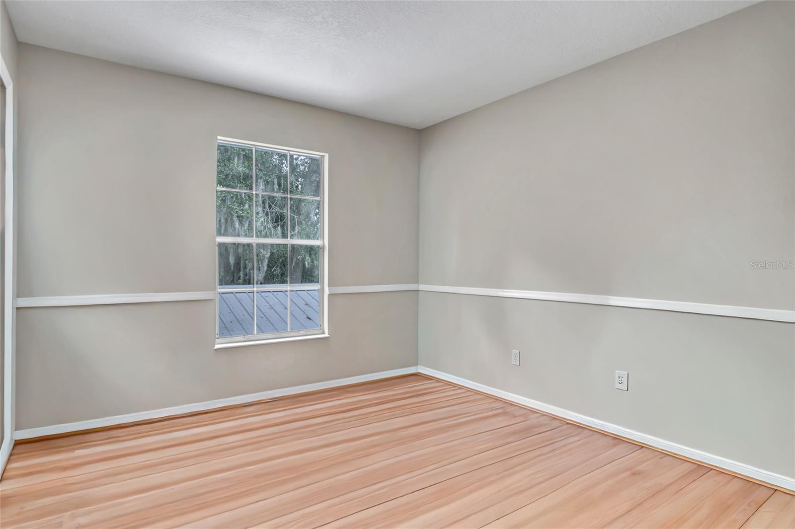 COUNTRY LANE - Residential