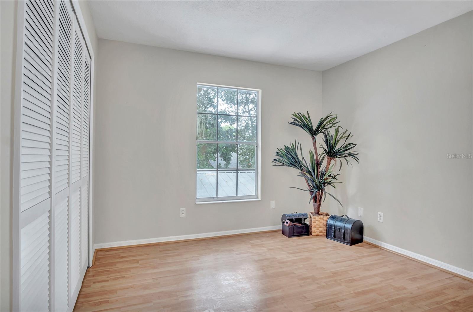 COUNTRY LANE - Residential