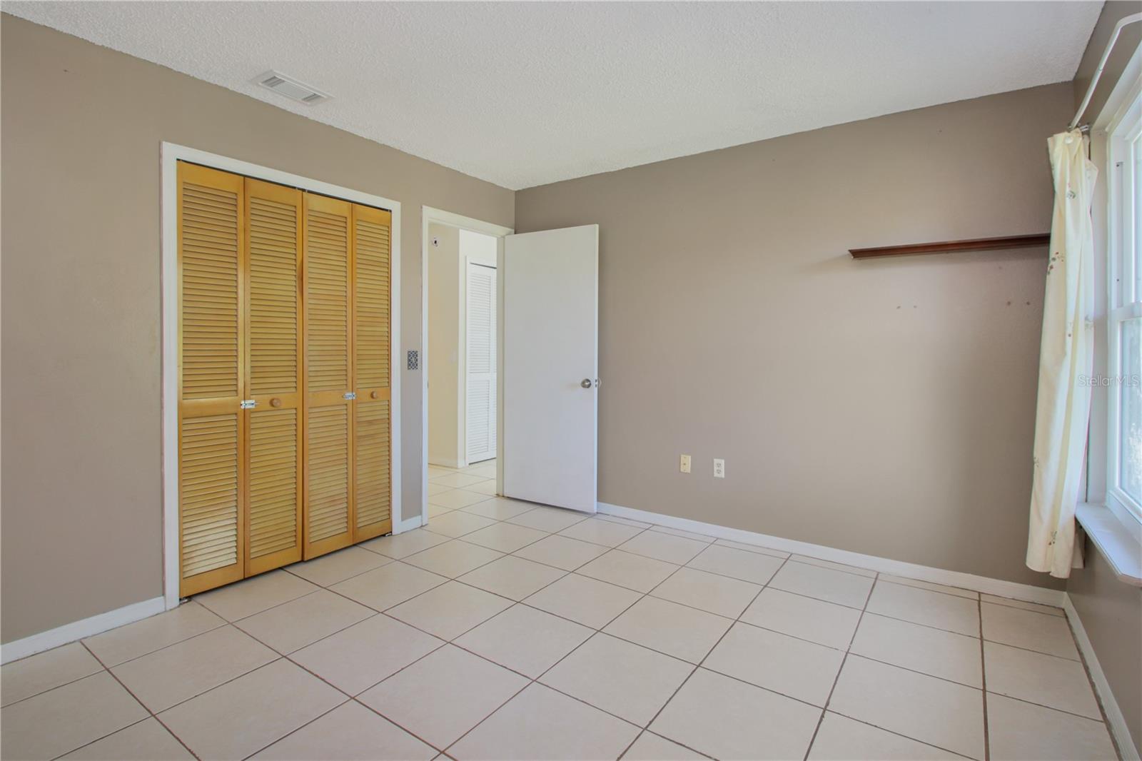 DELTONA LAKES UNIT 43 - Residential