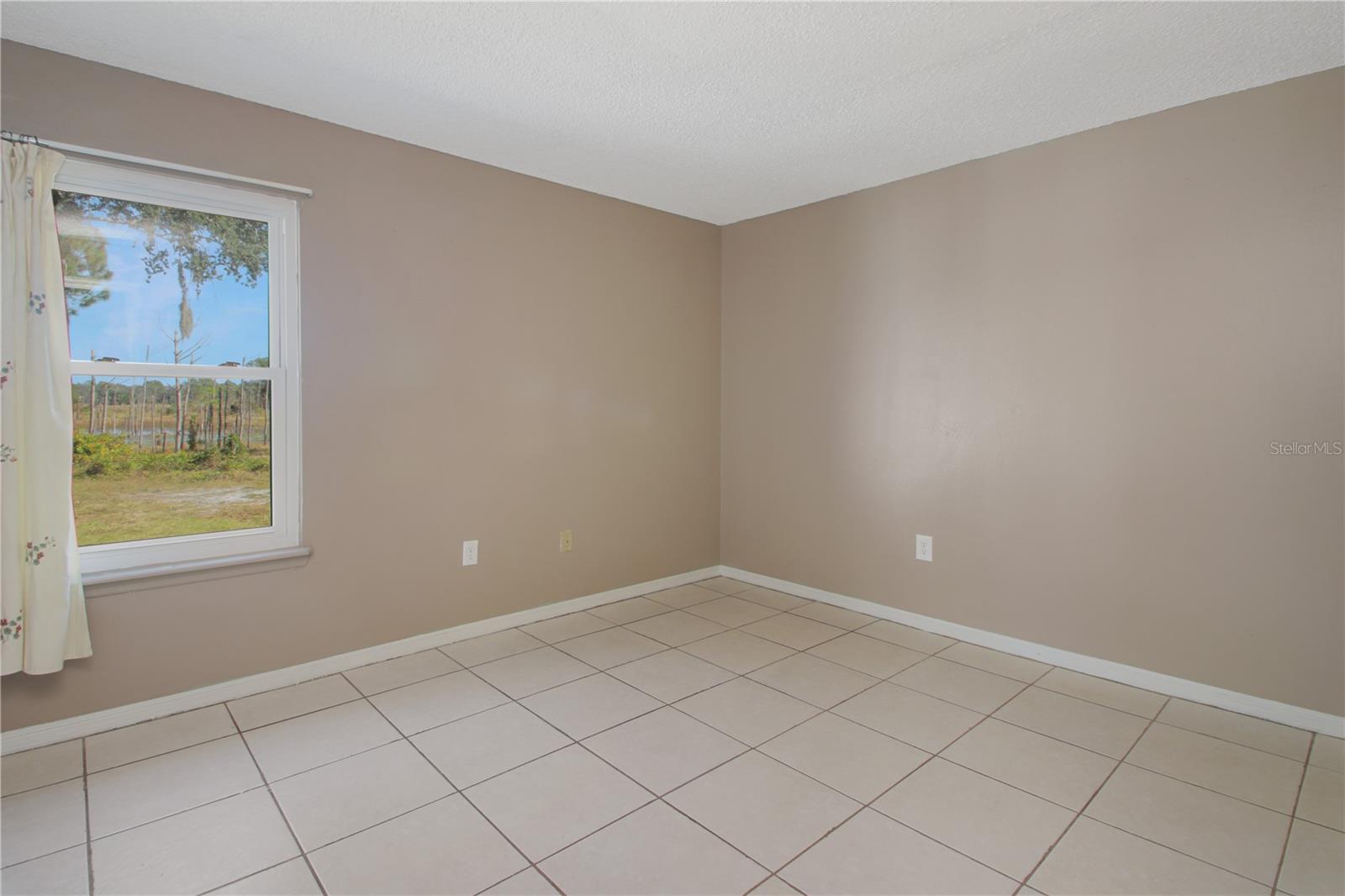 DELTONA LAKES UNIT 43 - Residential