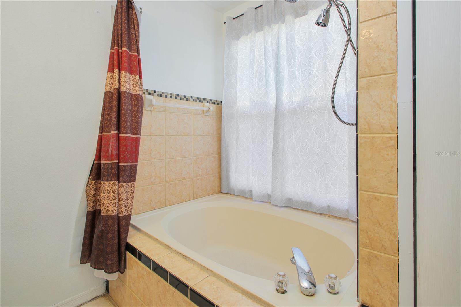 DELTONA LAKES UNIT 43 - Residential