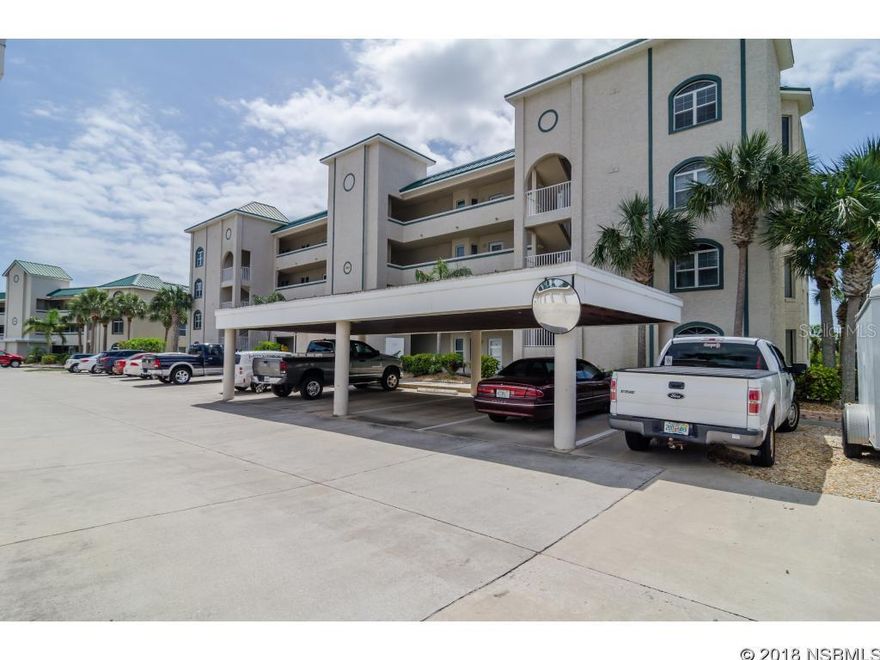 3 Bedroom 3 Bath Condo with detached garage. Over 2000 sqft. Large open floor plan with split bedrooms.  Unit is located on the 3rd floor of building.  Upgrades include, Corian countertops, and vaulted ceilings. ;Water: City