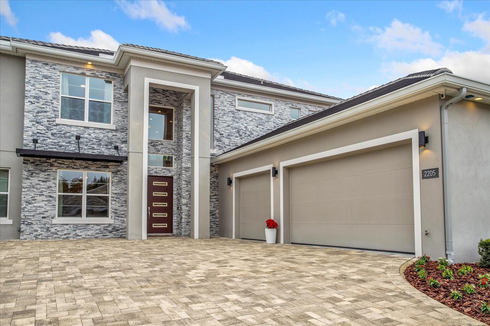 2205 LAKE SYLVAN OAKS COURT