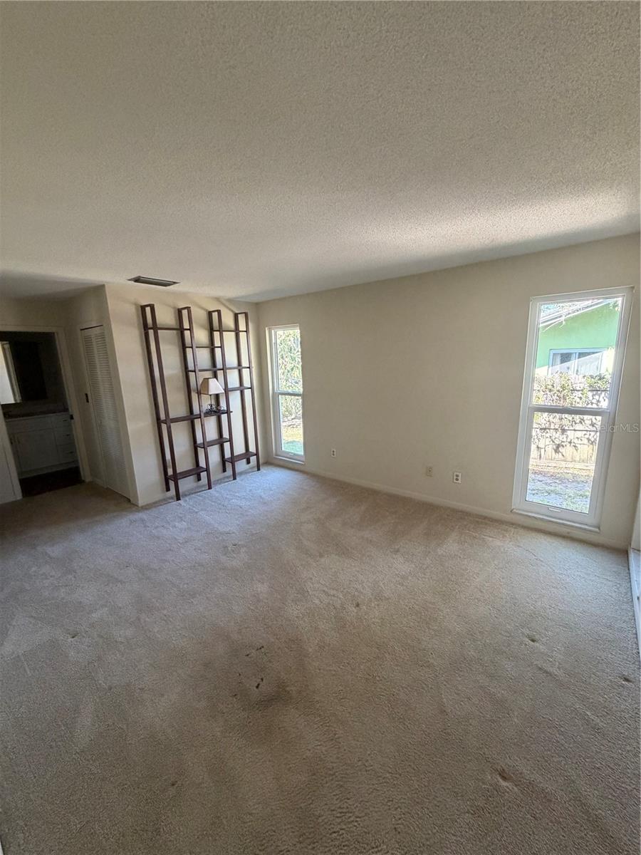 DEL ORO GROVES 1ST ADD - Residential