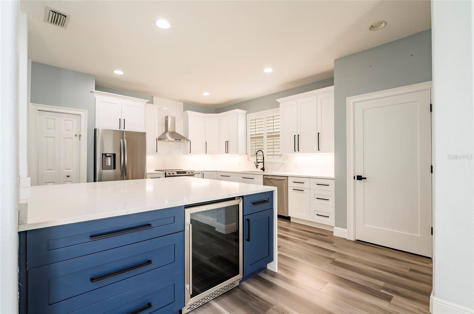 CYPRESS KNOLL - Residential