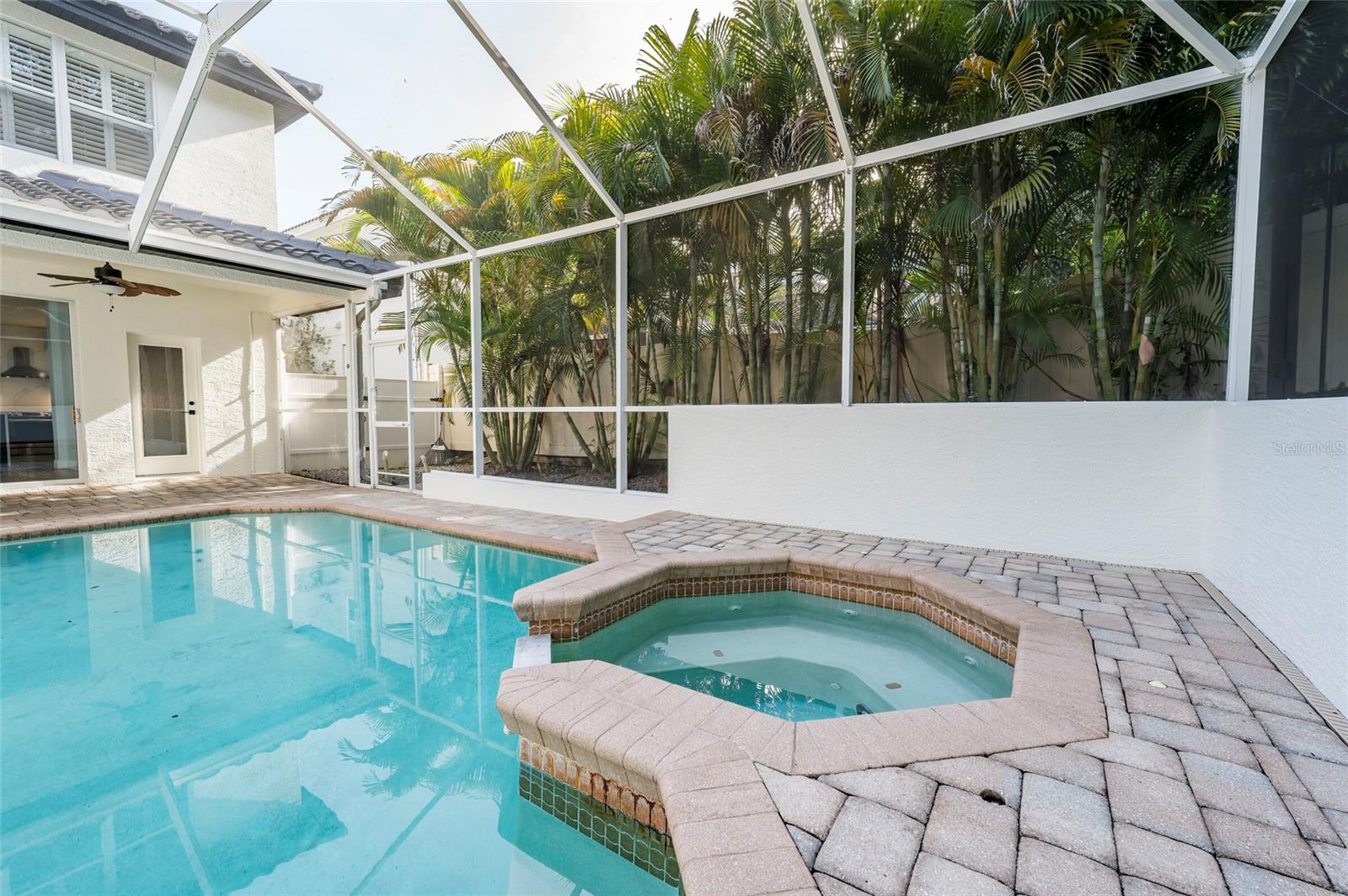 CYPRESS KNOLL - Residential