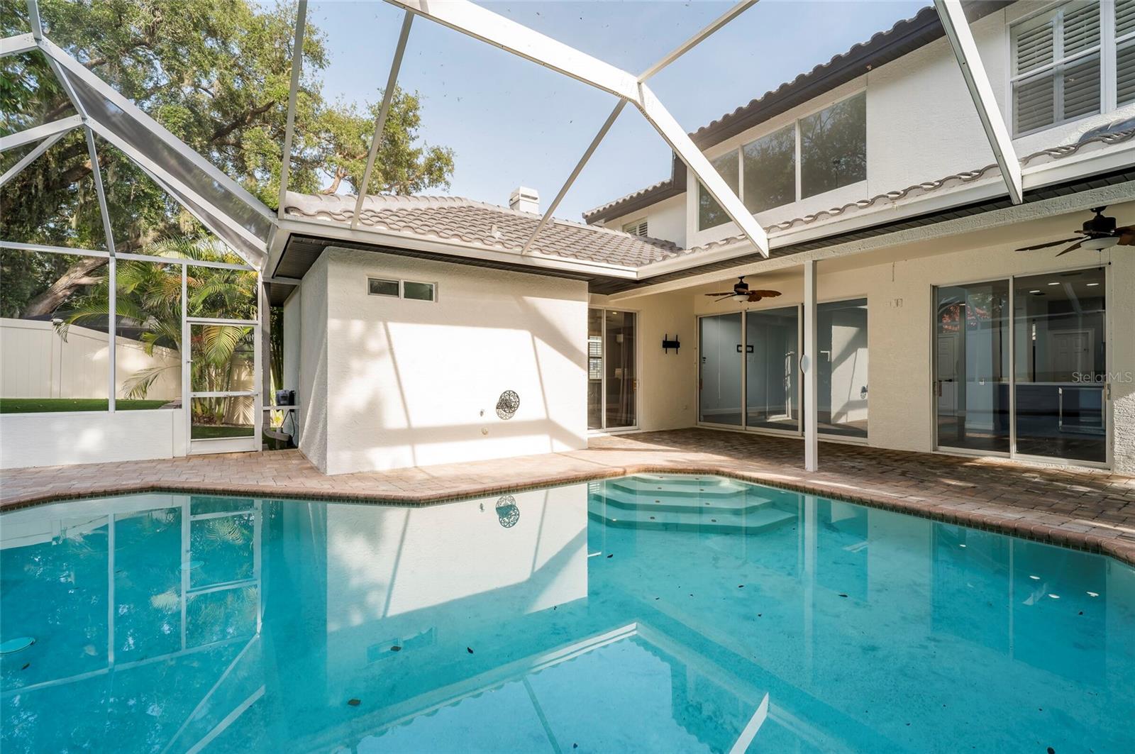 CYPRESS KNOLL - Residential