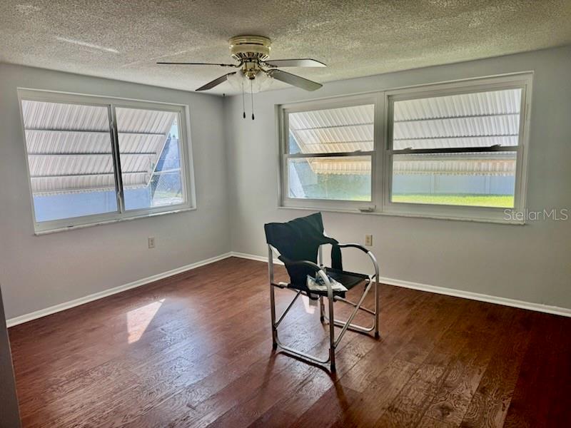 REGENCY PARK - Residential