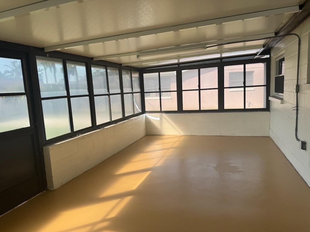 REGENCY PARK - Residential