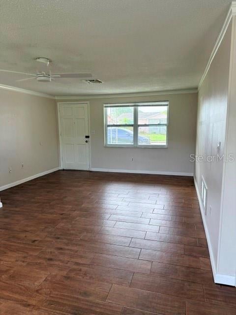 7323 OAK CREST DRIVE