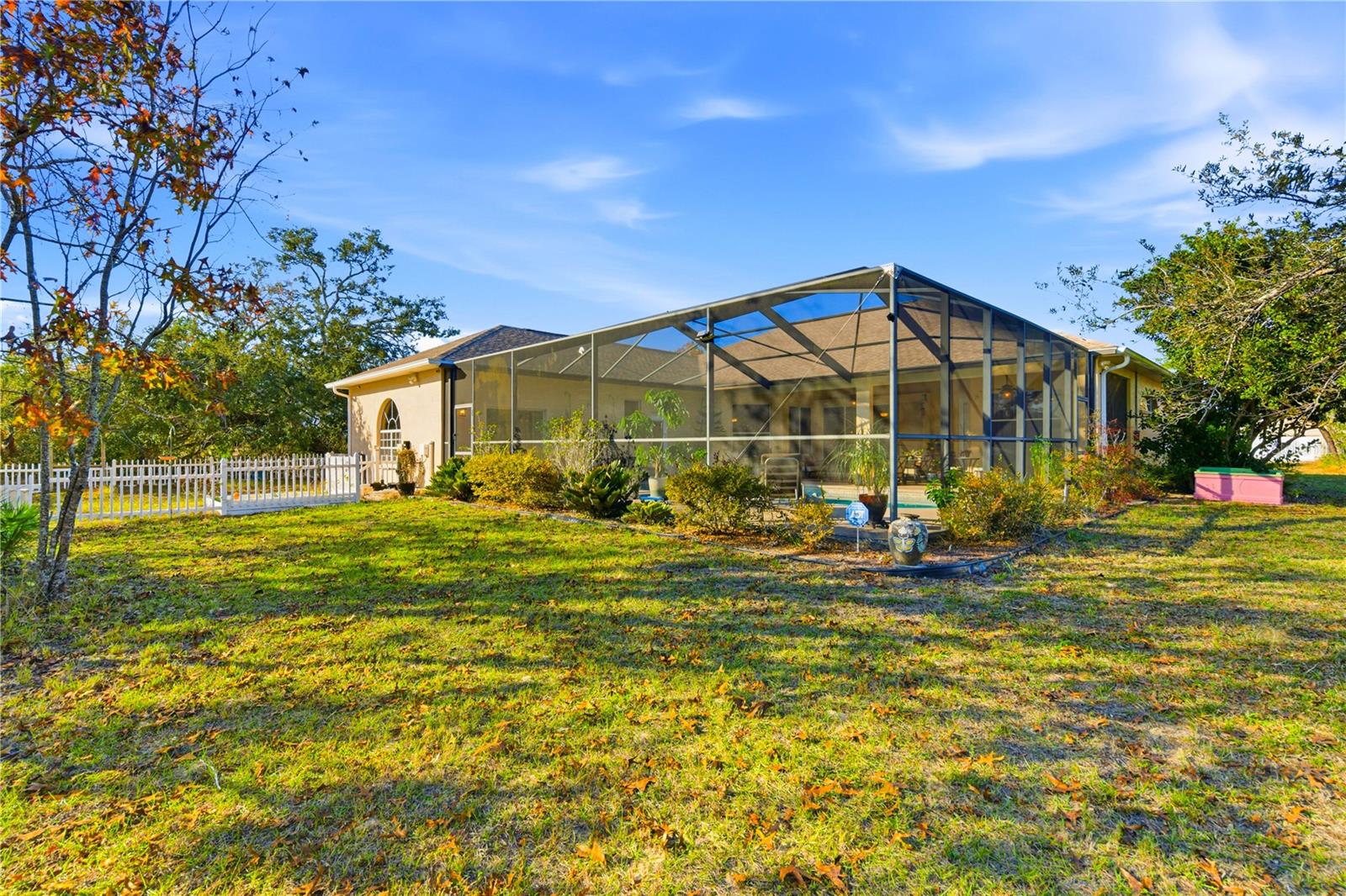 ROYAL HIGHLANDS - Residential