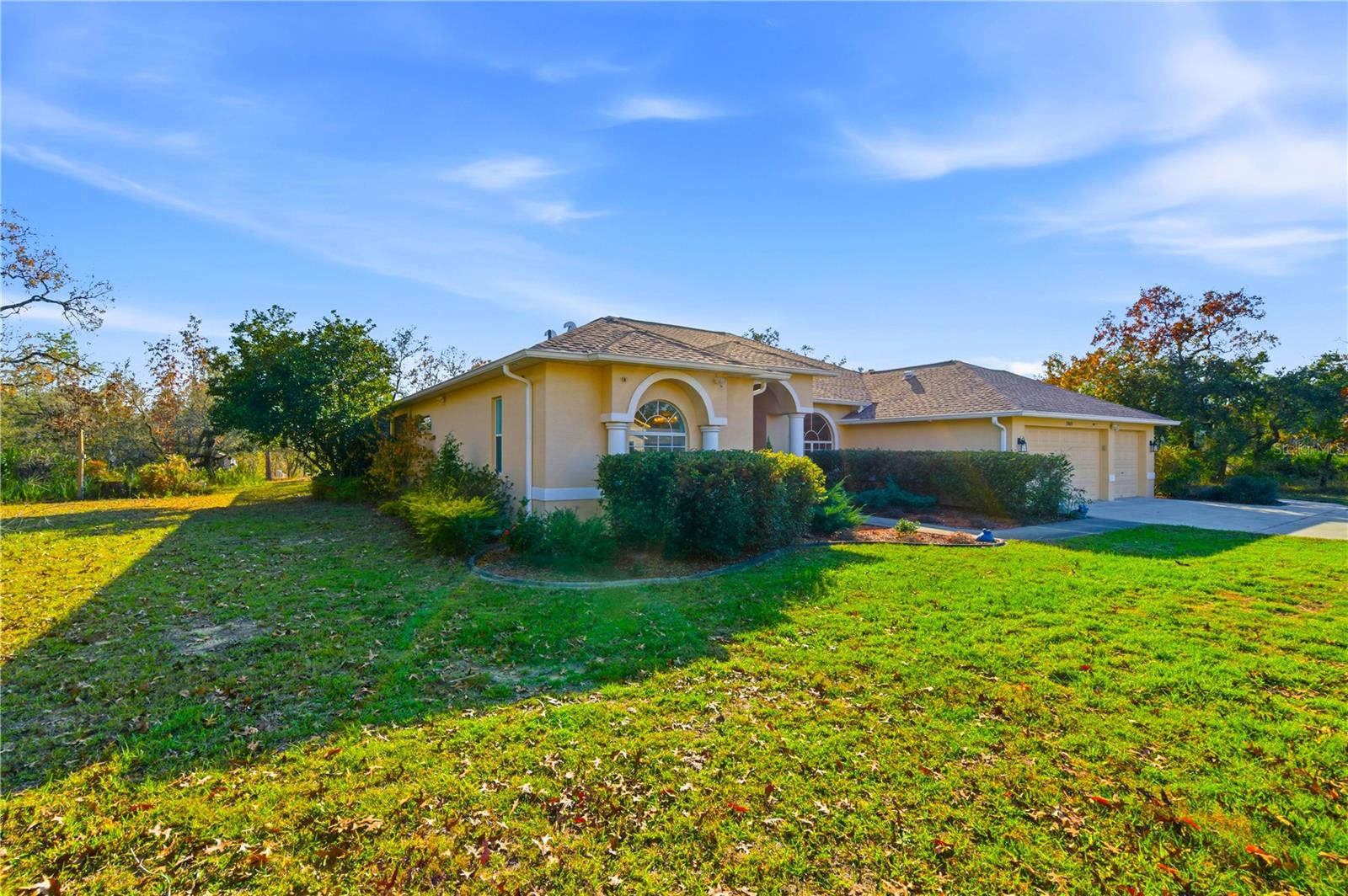 ROYAL HIGHLANDS - Residential