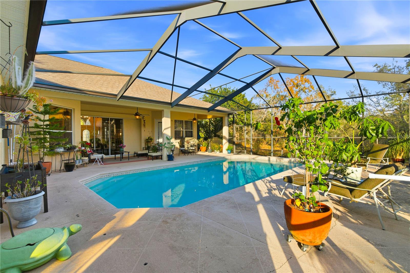 ROYAL HIGHLANDS - Residential