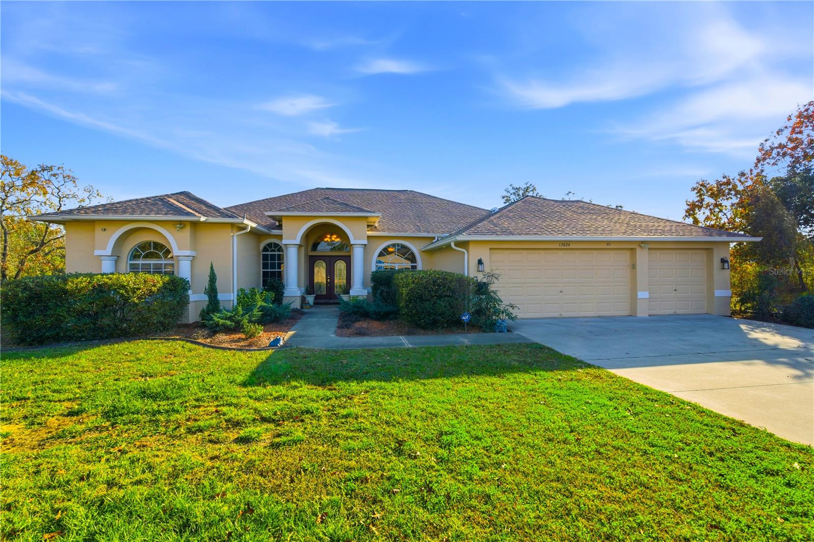 ROYAL HIGHLANDS - Residential