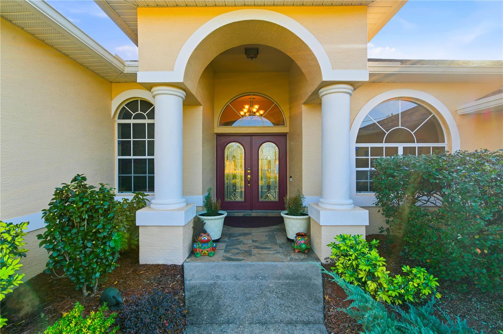 ROYAL HIGHLANDS - Residential