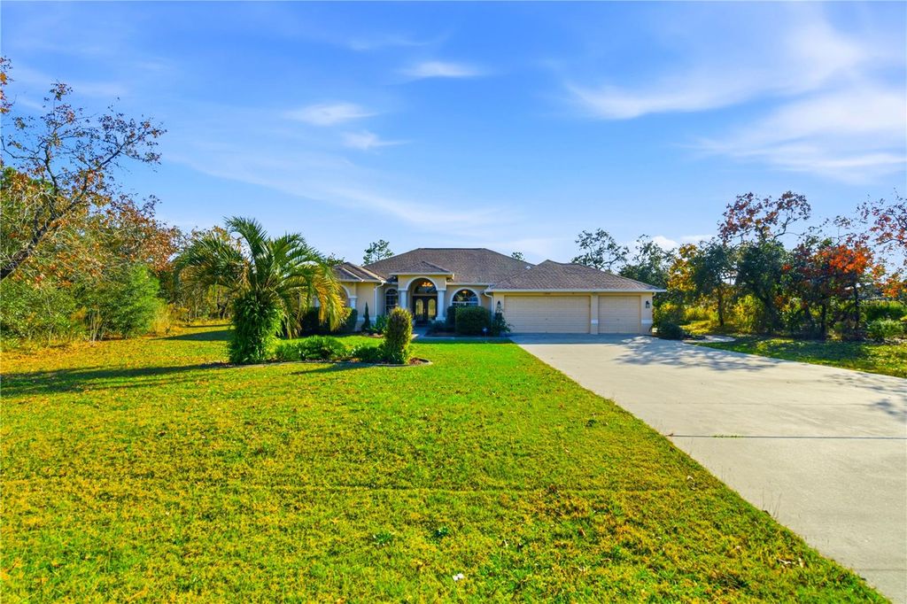 Photo of 13024 Meinert Avenue, Brooksville, FL 34613 (MLS # TB8459397)