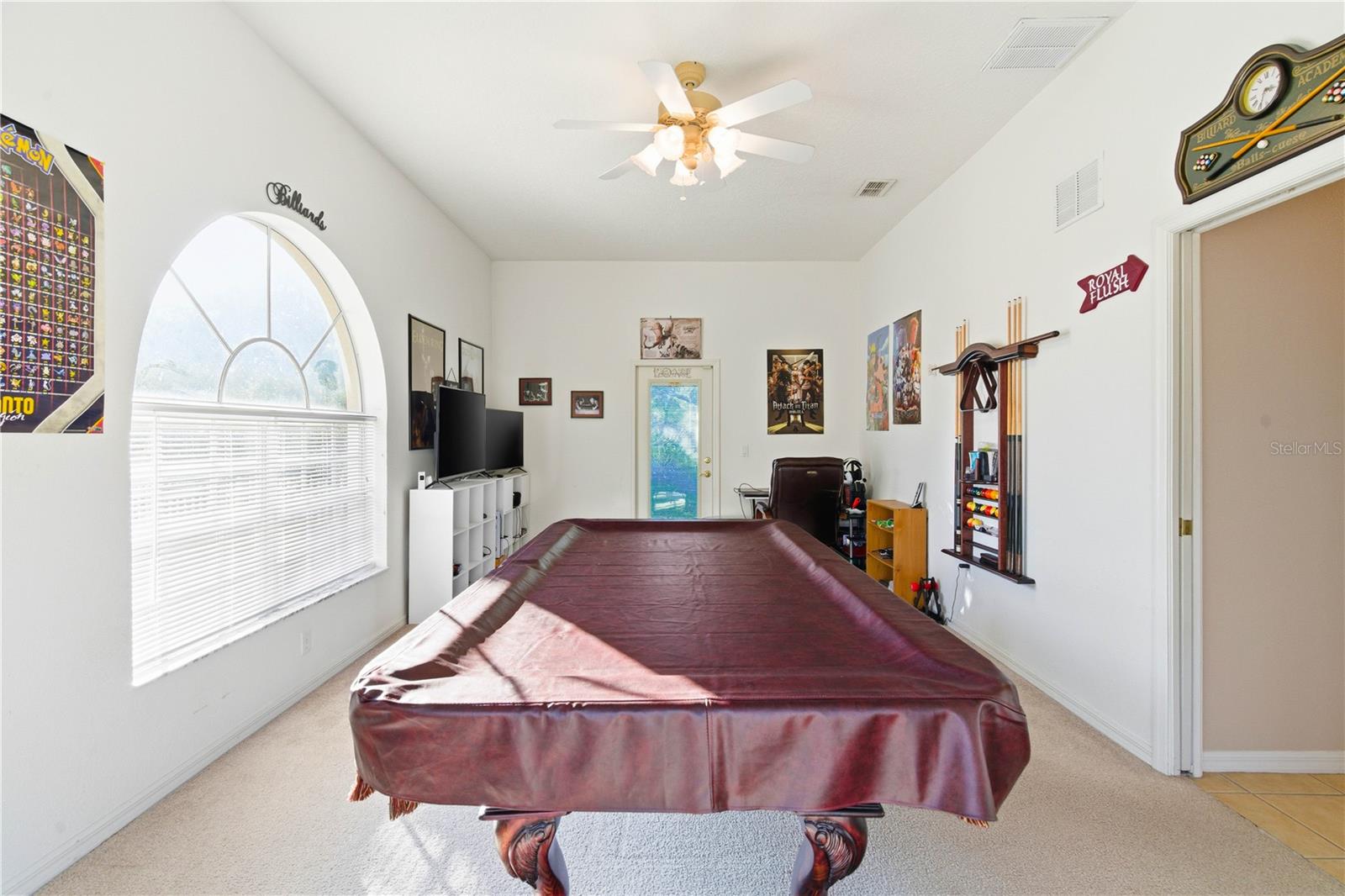 ROYAL HIGHLANDS - Residential