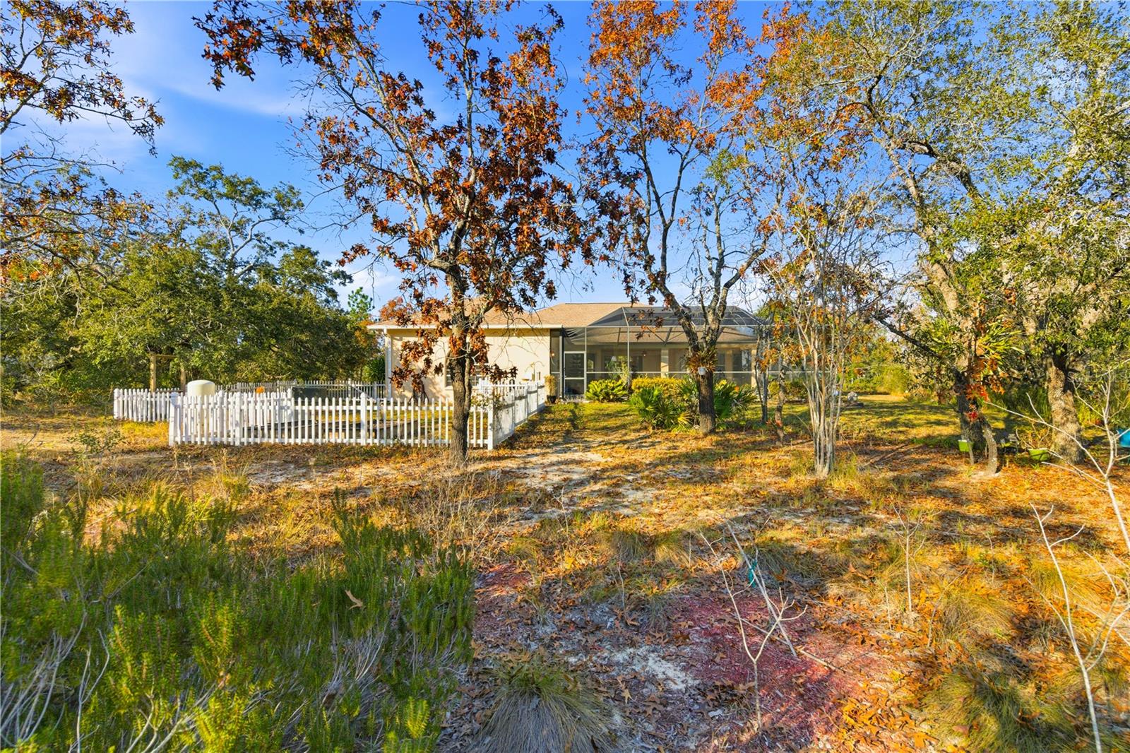 ROYAL HIGHLANDS - Residential