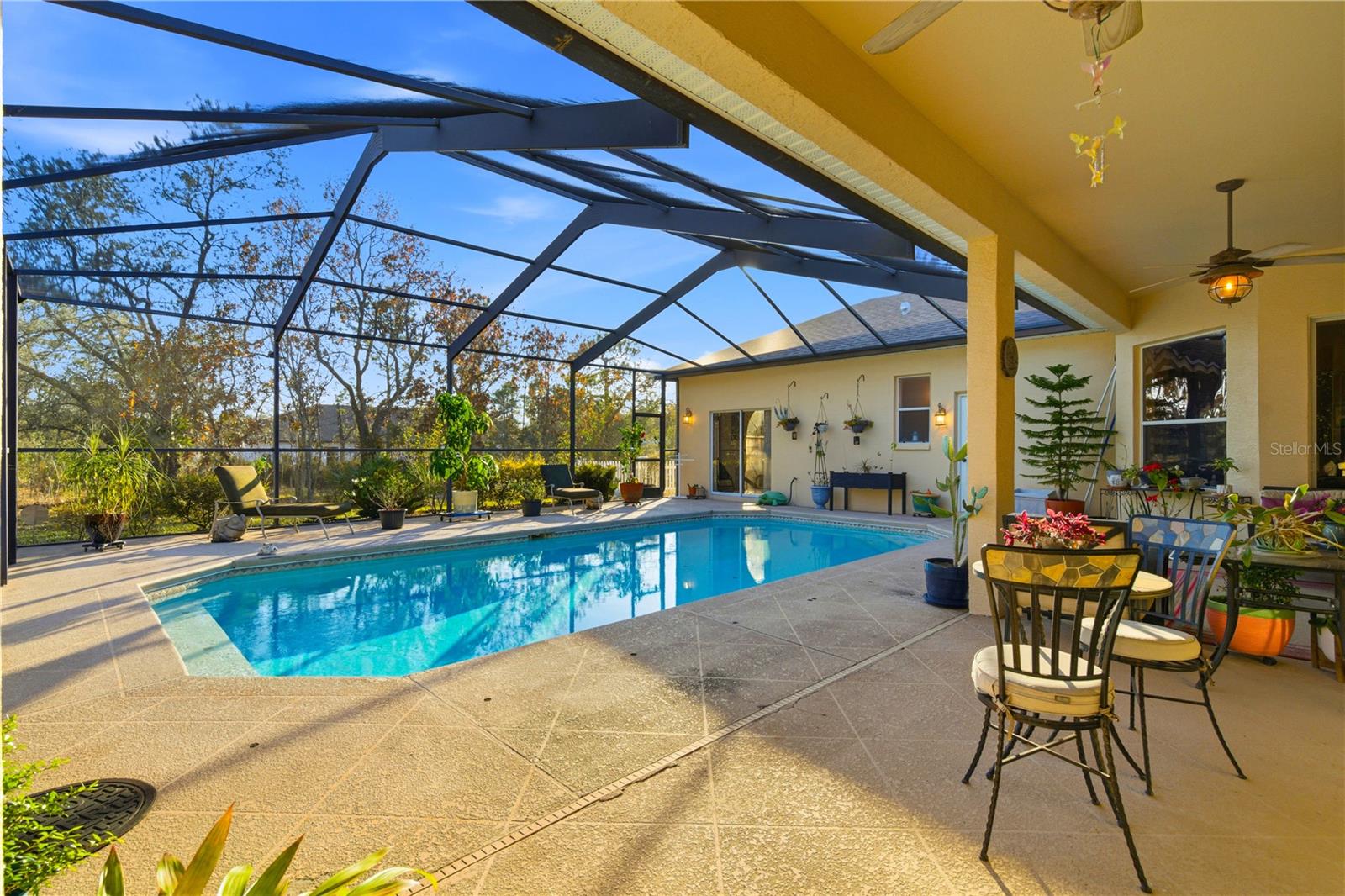 ROYAL HIGHLANDS - Residential