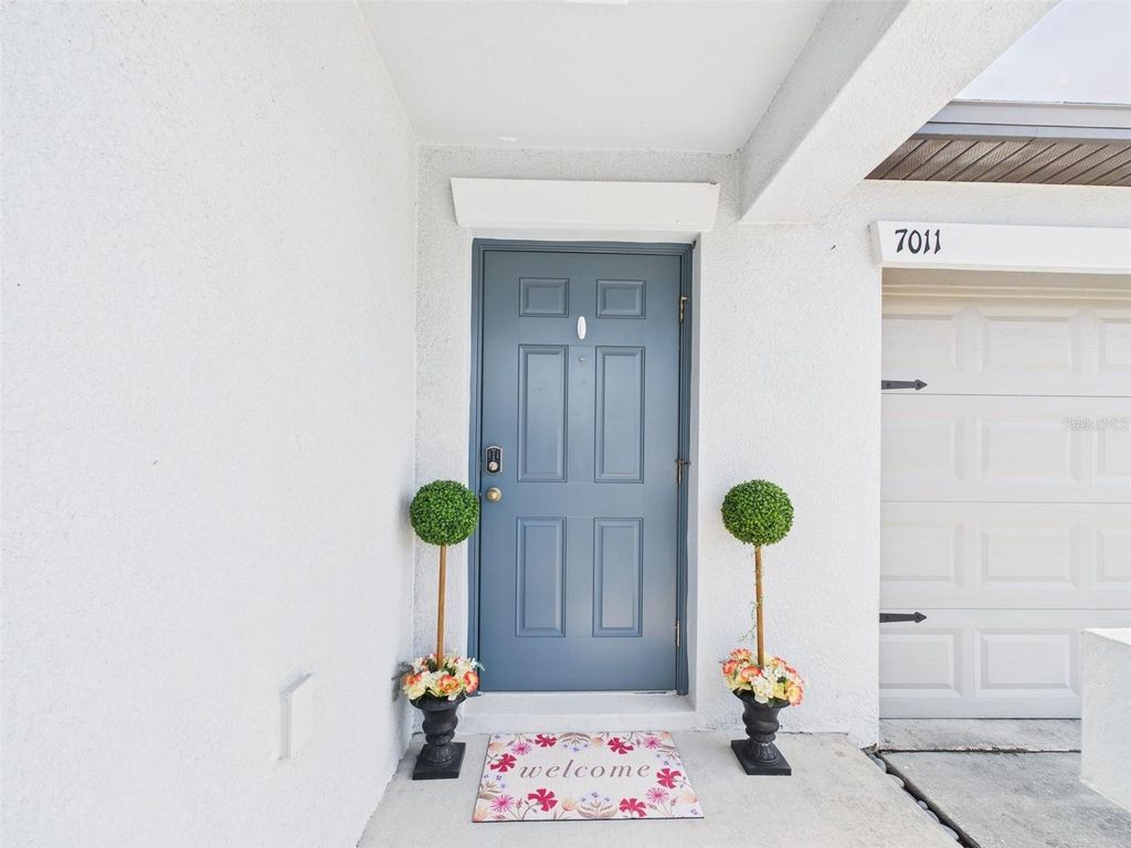 Photo of 7011 King Creek Drive, Sun City Center, FL 33573 (MLS # TB8425682)