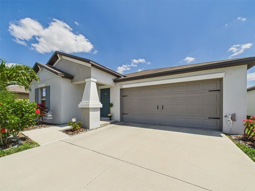 Photo of 7011 King Creek Drive, Sun City Center, FL 33573 (MLS # TB8425682)