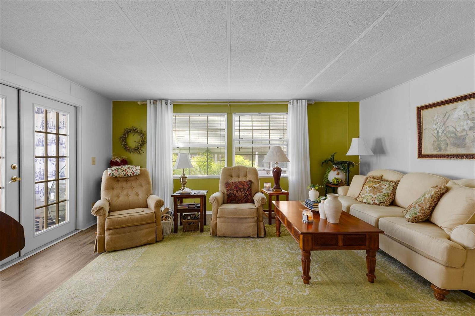 EUSTIS COUNTRY CLUB MANOR MHP UNIT 02A - Residential