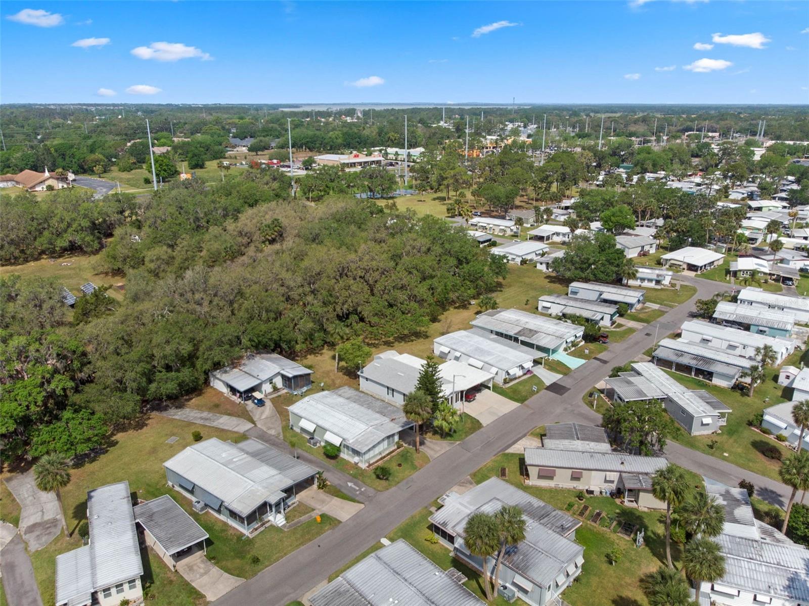 EUSTIS COUNTRY CLUB MANOR MHP UNIT 02A - Residential