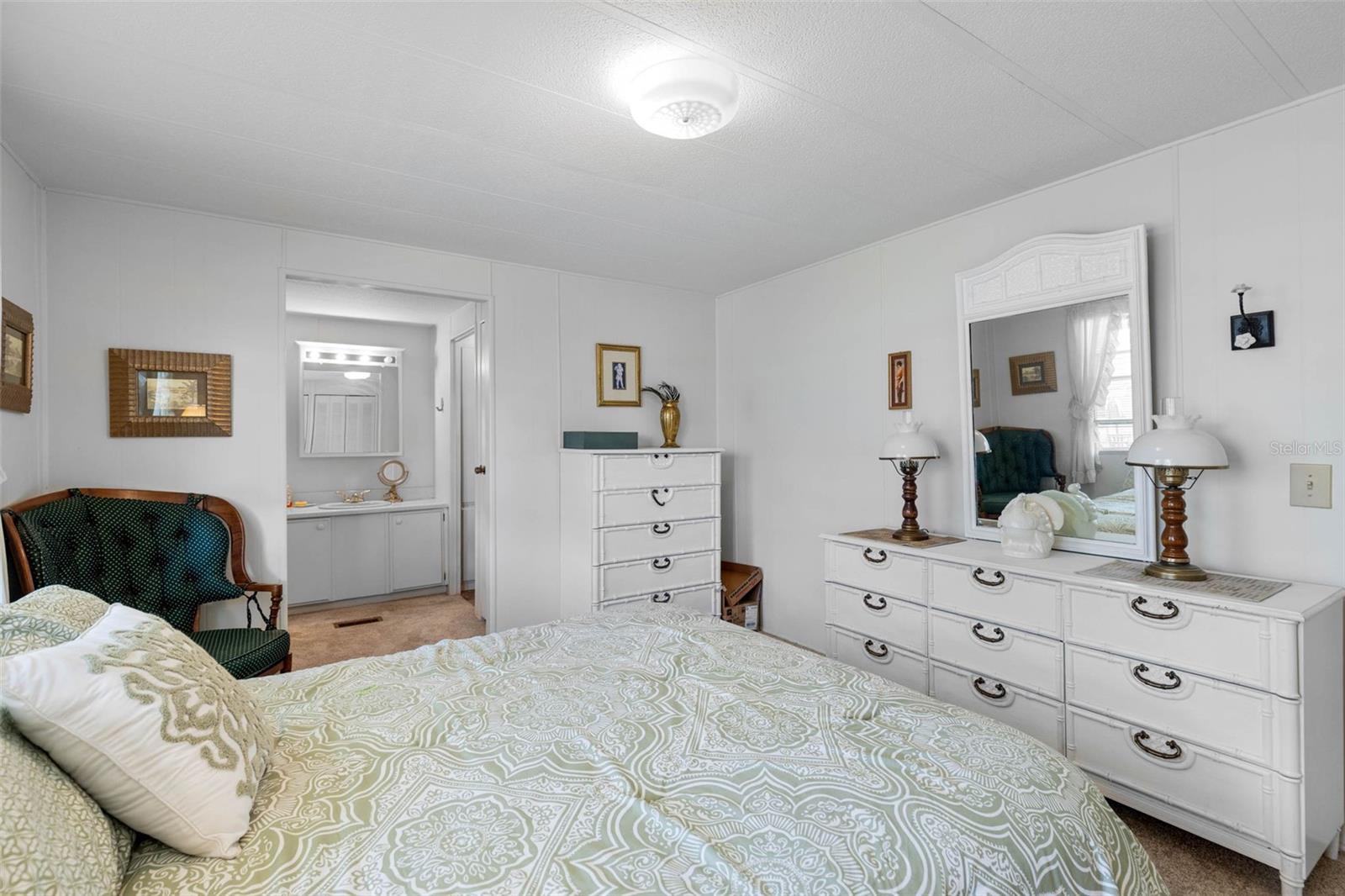 EUSTIS COUNTRY CLUB MANOR MHP UNIT 02A - Residential