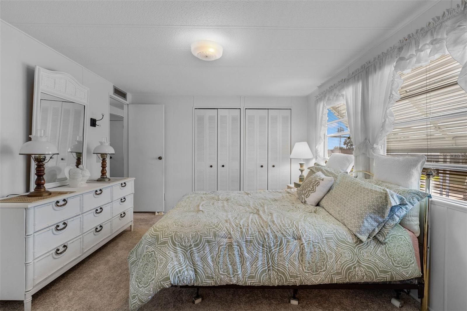 EUSTIS COUNTRY CLUB MANOR MHP UNIT 02A - Residential