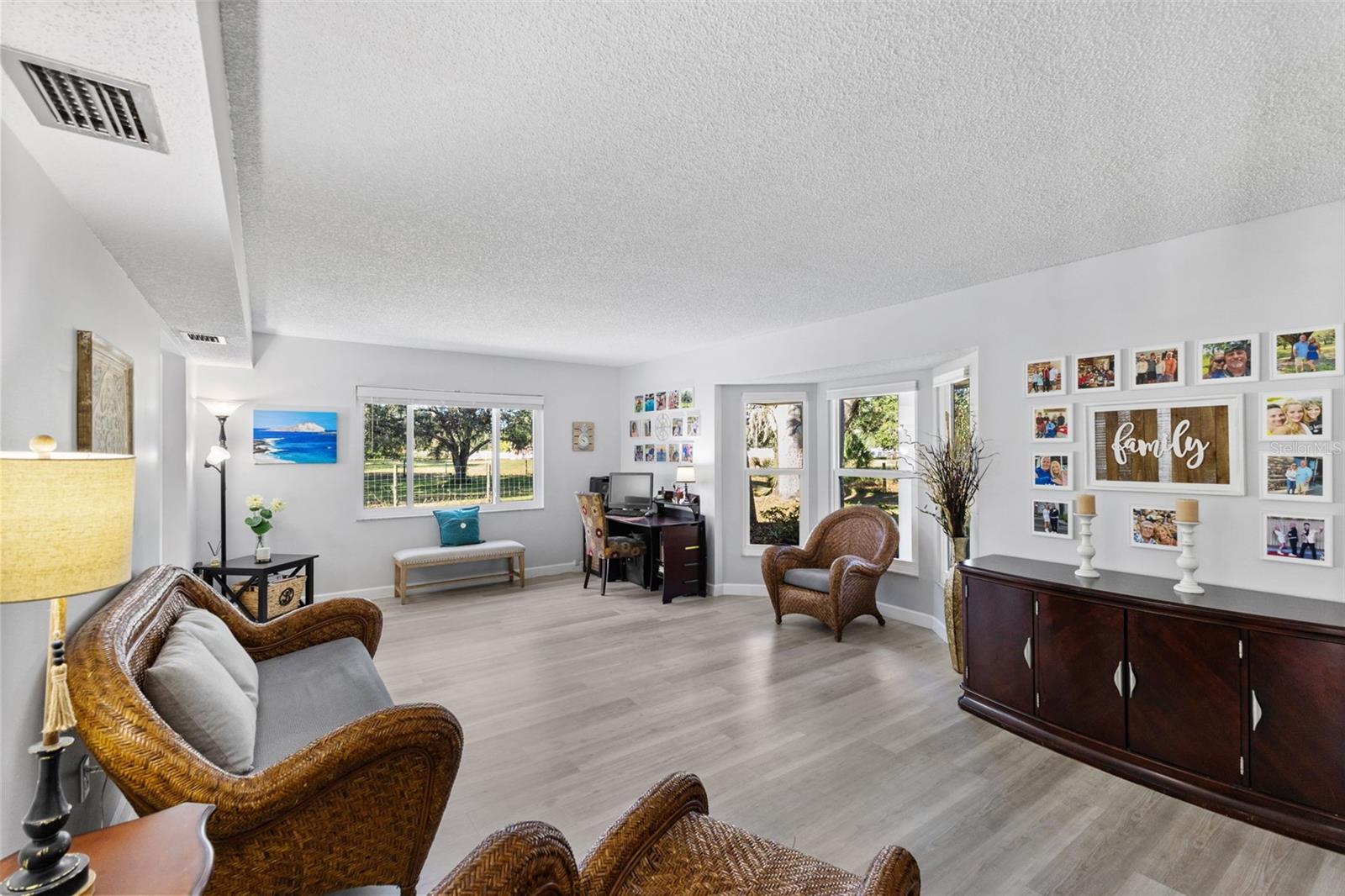 FOX CREEK ACRES II - Residential Income