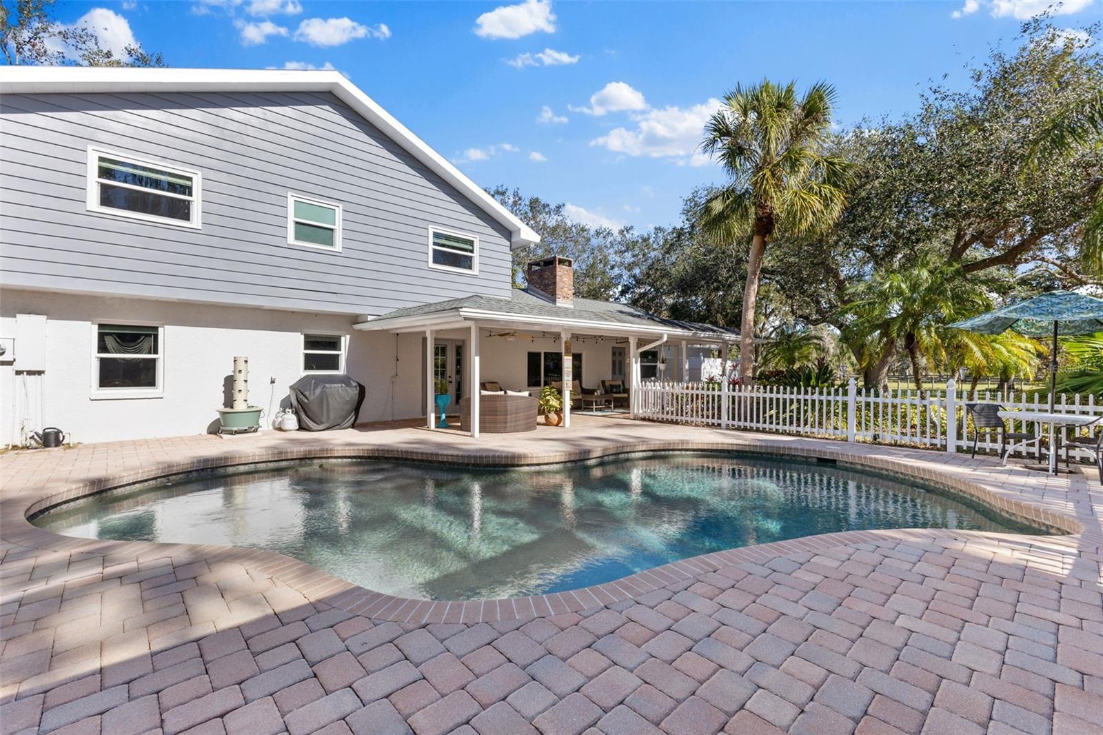 FOX CREEK ACRES II - Residential Income