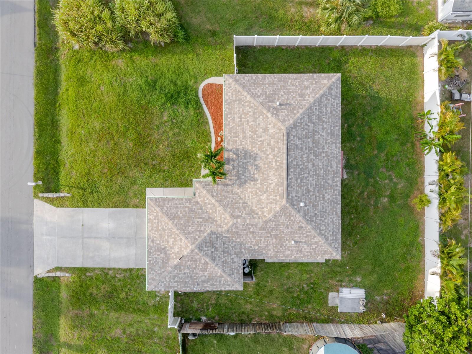 3147 LOBELIA ROAD