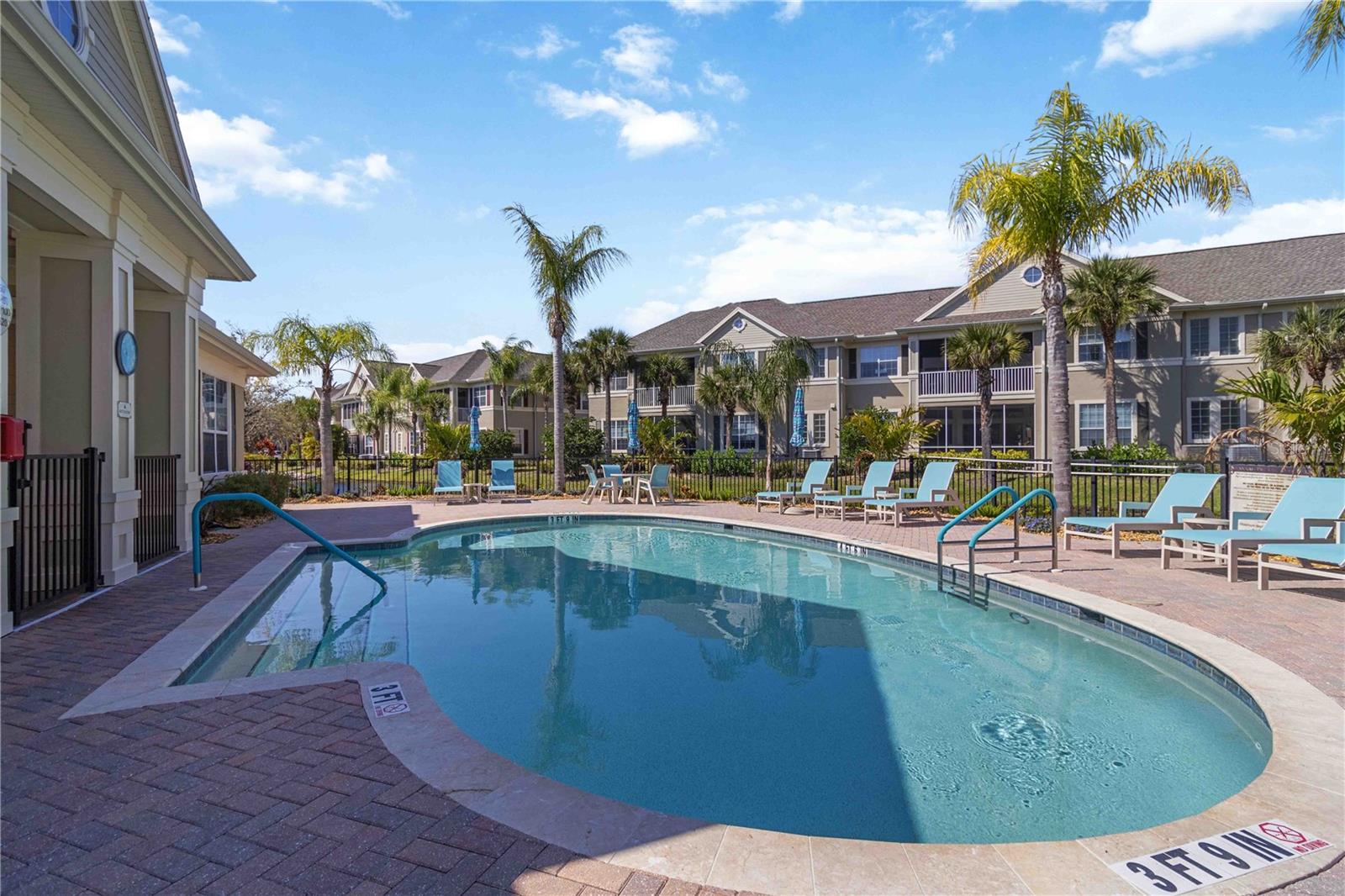 SAVANNAH PRESERVE AT UNIVERSITY PLACE - Residential