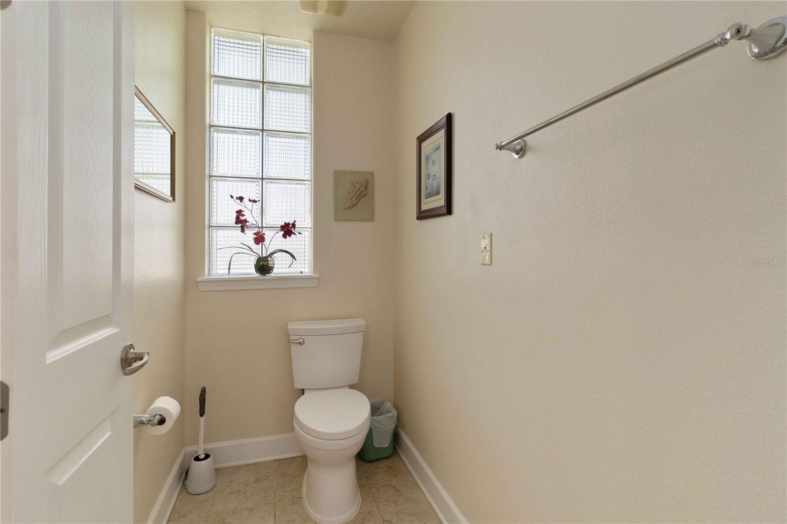 SAVANNAH PRESERVE AT UNIVERSITY PLACE - Residential