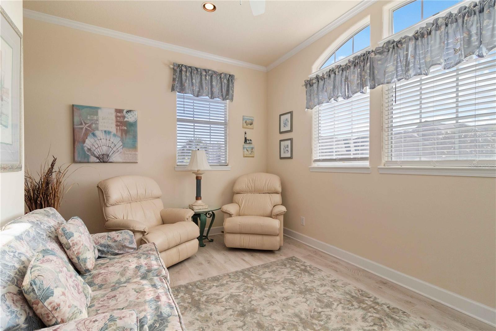 SAVANNAH PRESERVE AT UNIVERSITY PLACE - Residential