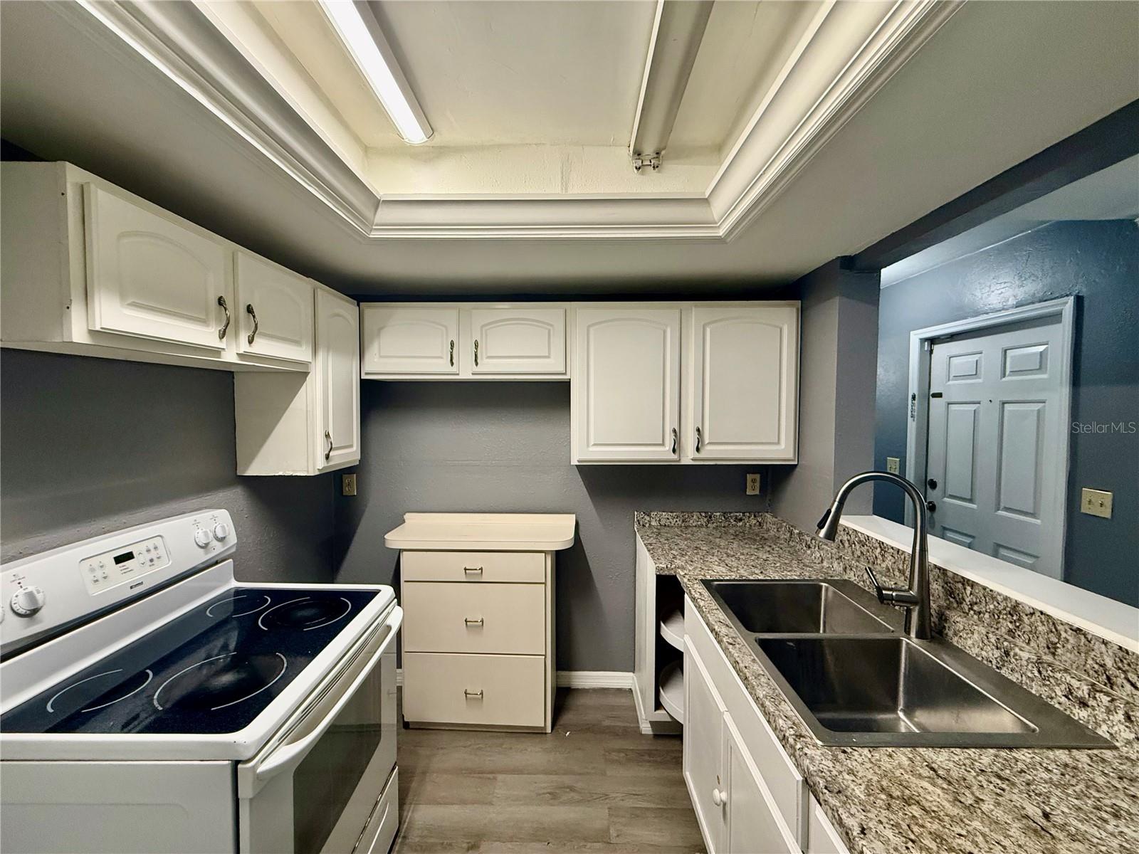 ROCKWOOD VILLAS - Residential