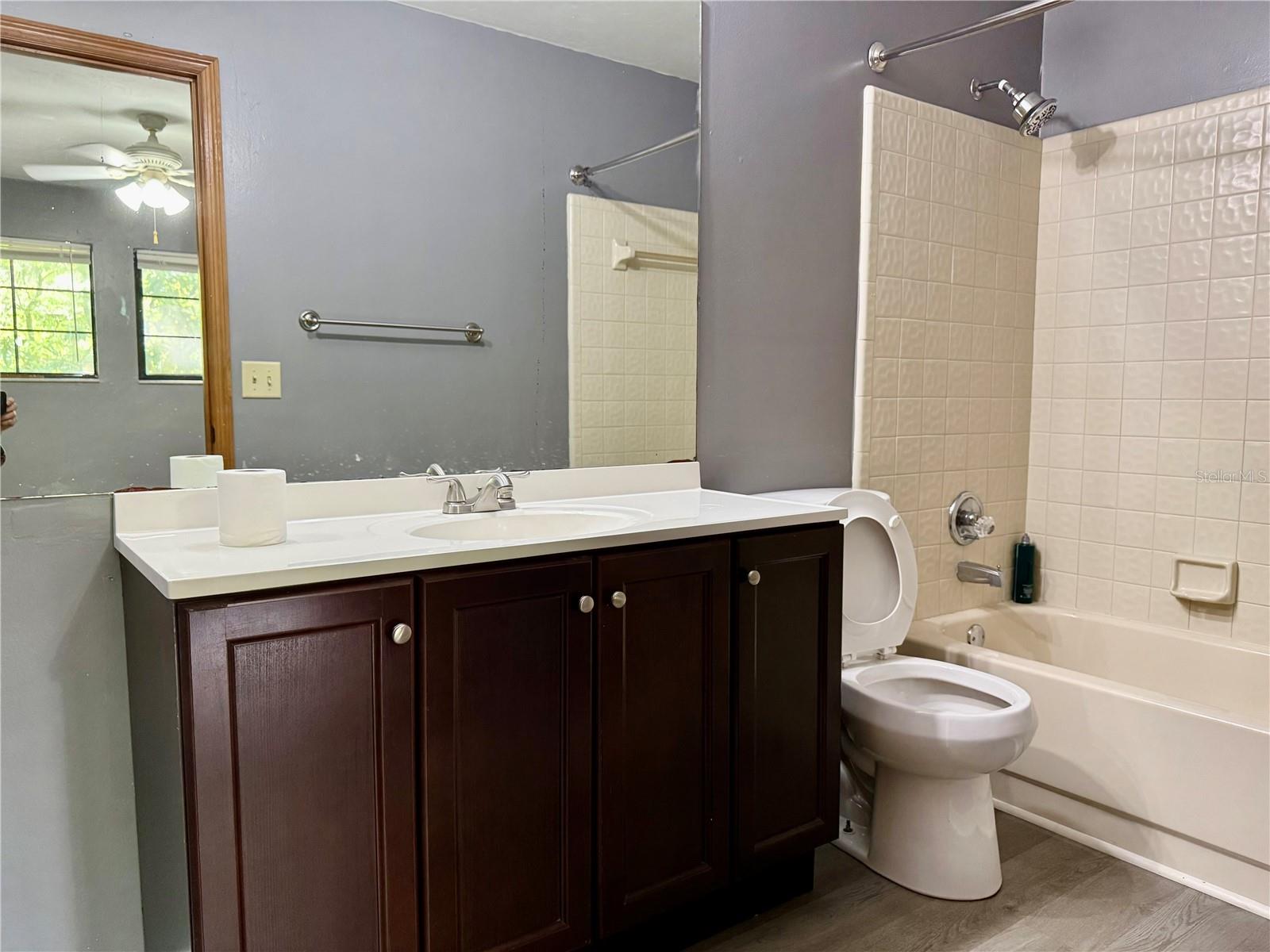 ROCKWOOD VILLAS - Residential