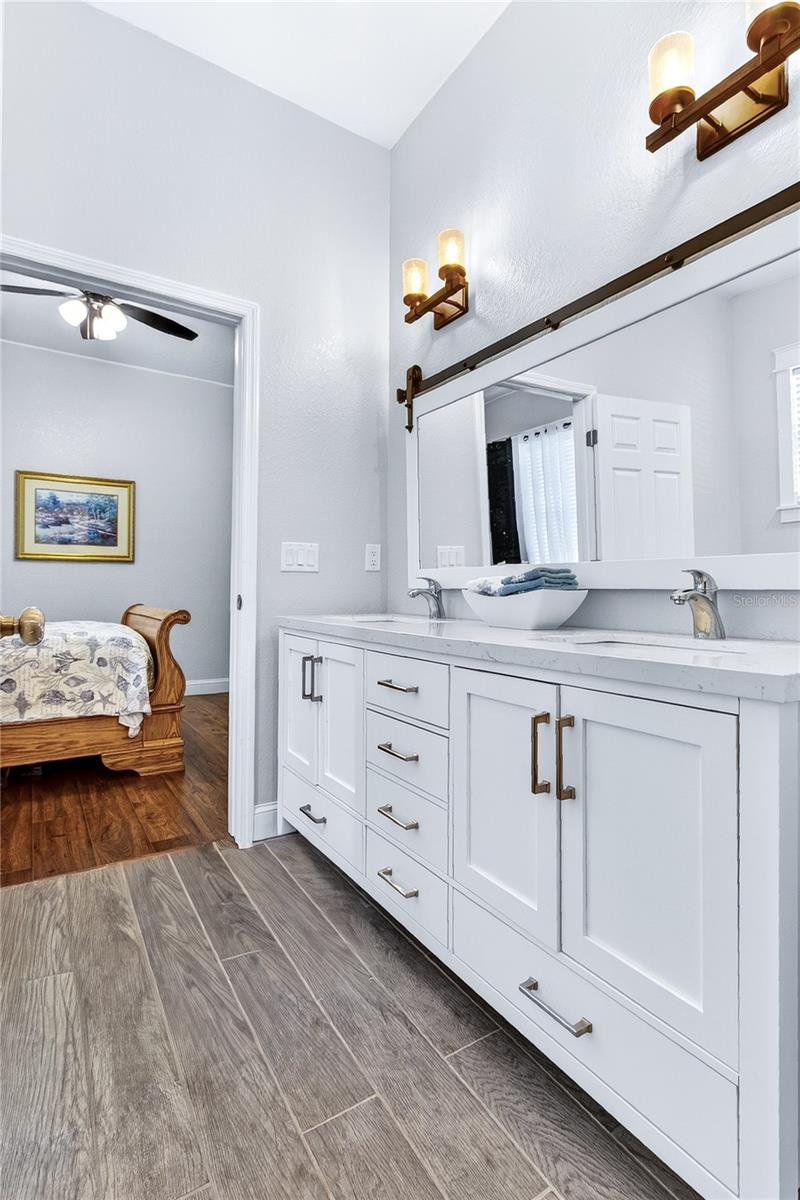 CHRISTMAS ESTATES - Residential