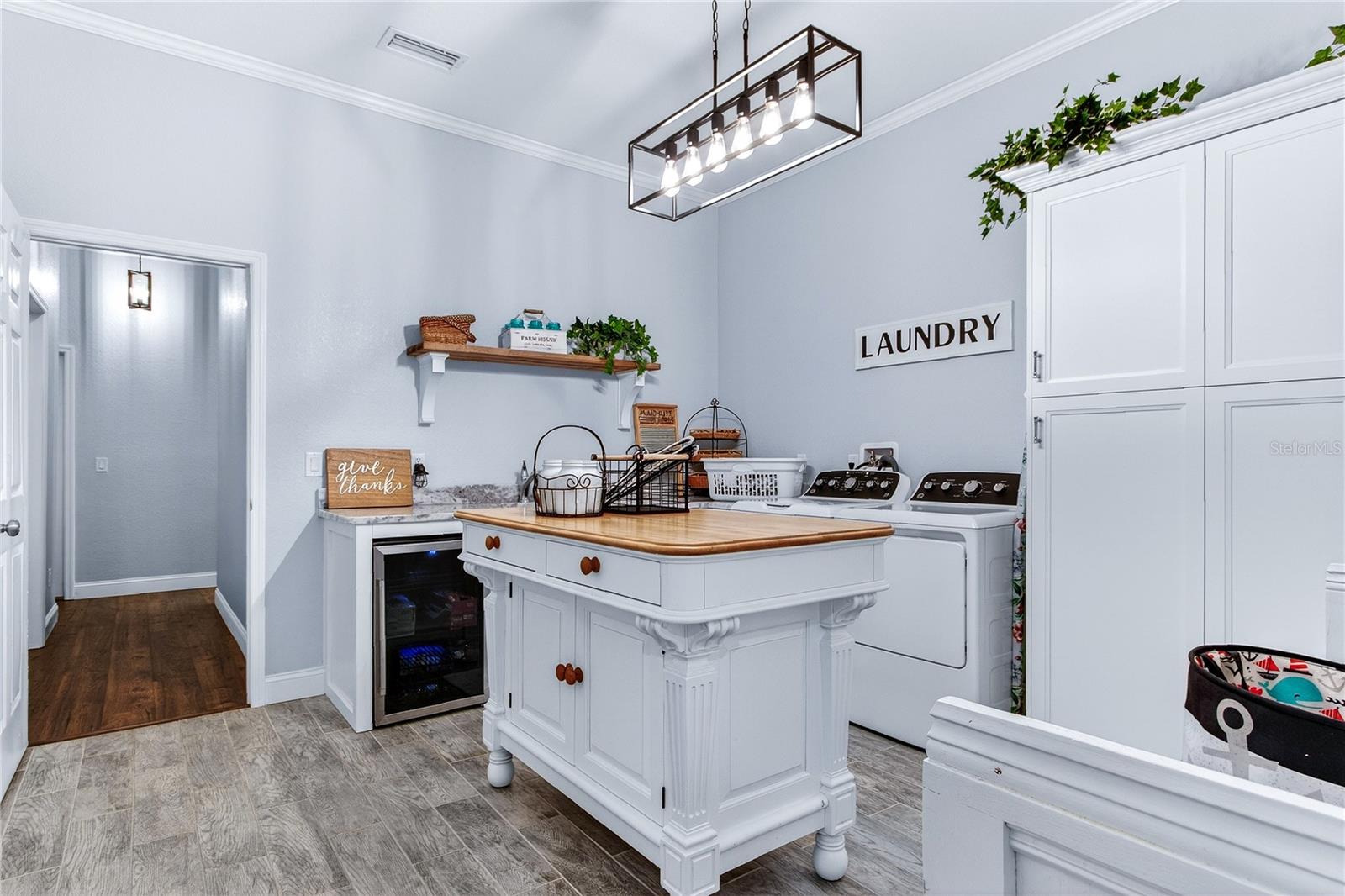 CHRISTMAS ESTATES - Residential