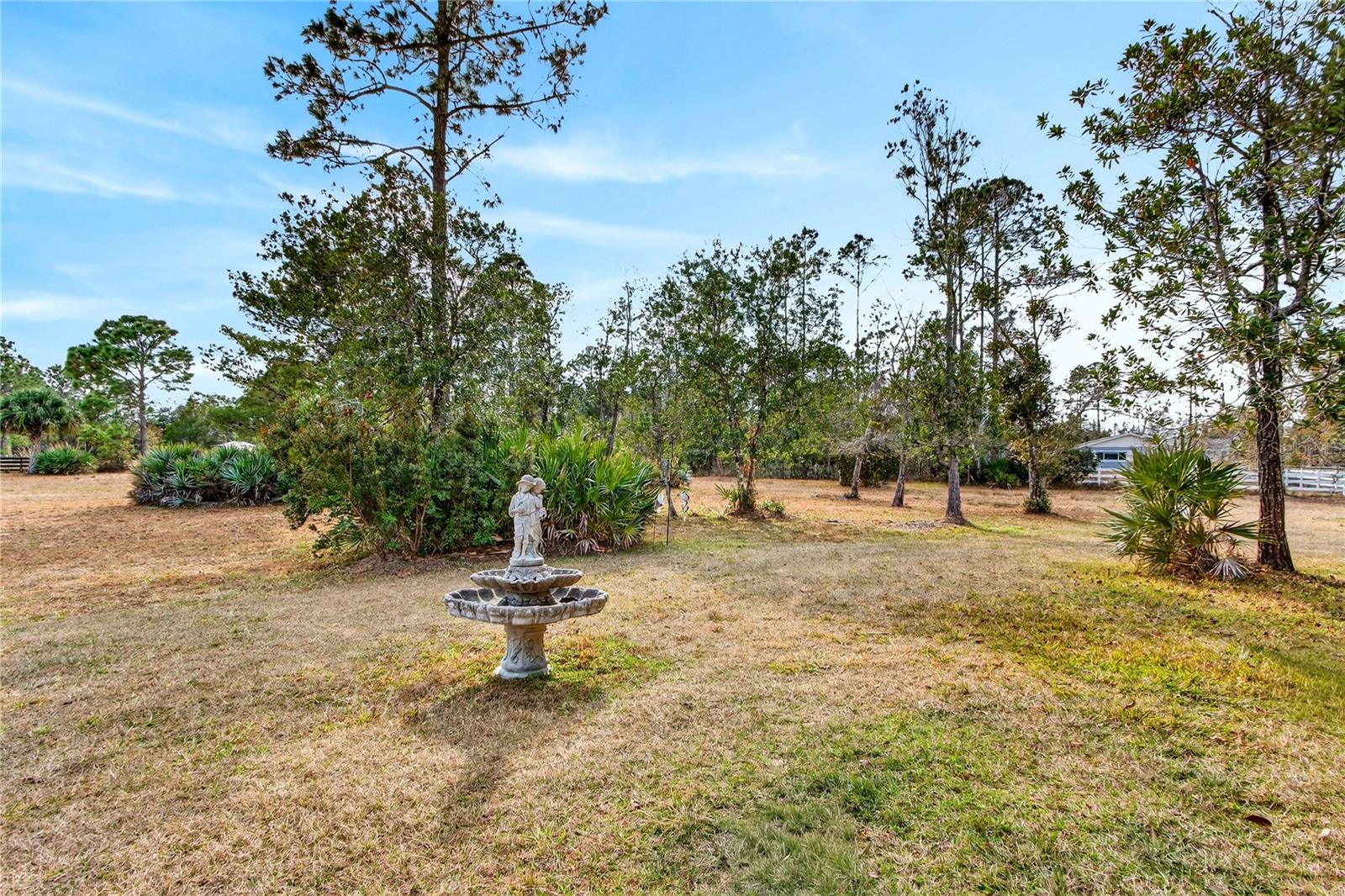 CHRISTMAS ESTATES - Residential